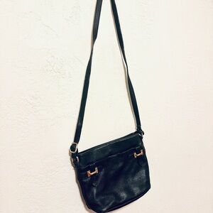 Giani Bernini Black Pebble Crossbody GUC